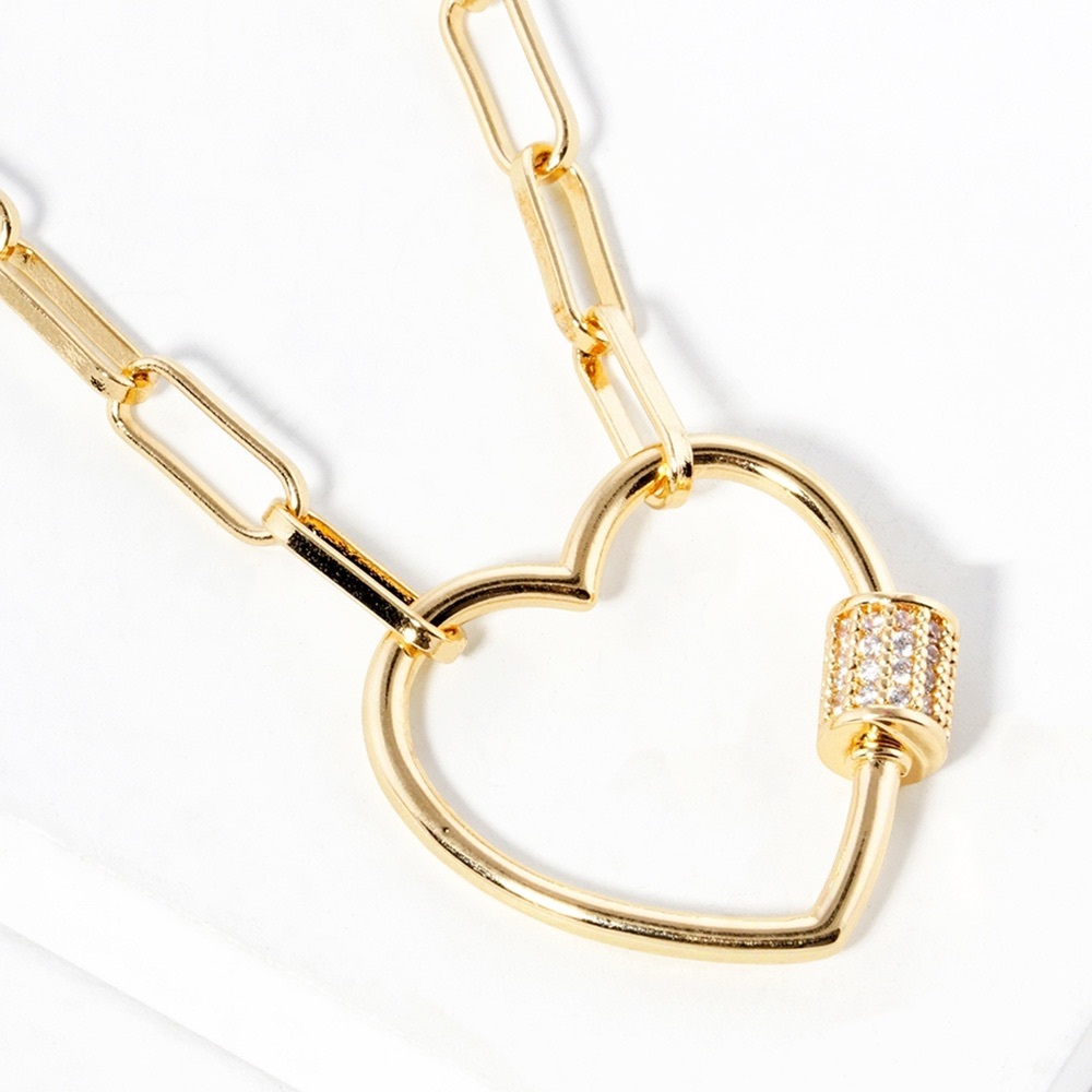 Gold Heart Paperclip Pendant Necklace - Picture 1 of 3